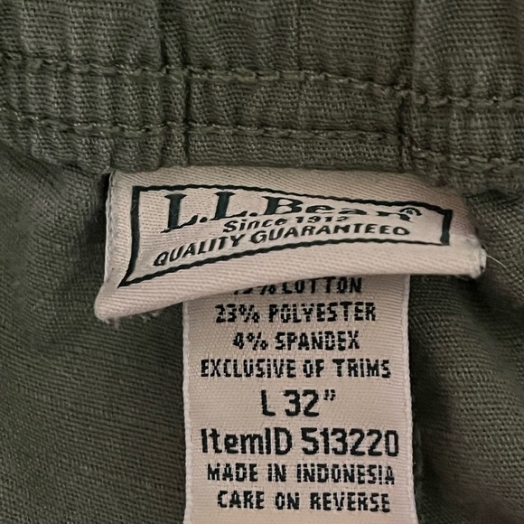 LL Bean Green Pants - Picture 10 of 10